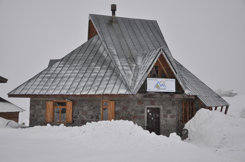 Hôtel Gudauri House Of The Sun Extérieur photo